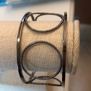 ESBE Infinity cuff bracelet